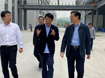 Xing News|-Director Zhu Xiaodong of Keqiao District People's Congress and his party visited the company to guide research